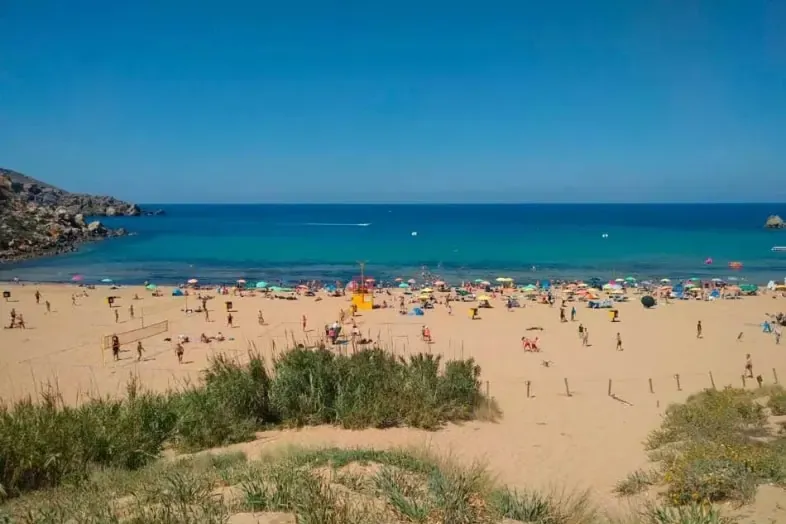 Golden Bay, Malta