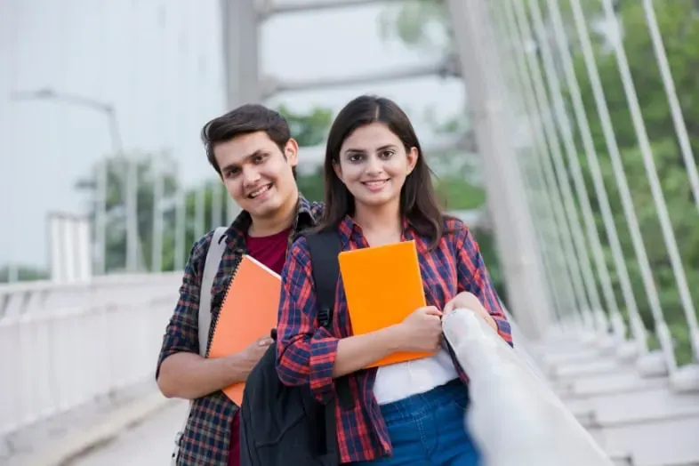 ¿Cuáles son los requisitos para extranjeros si quieres estudiar en una Universidad en Malta?