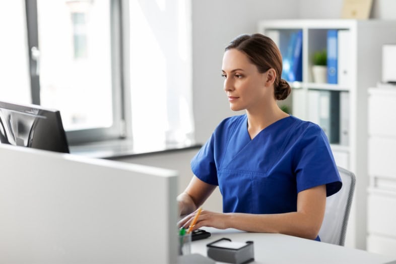 Visa de trabajo en el Reino Unido para profesionales de la salud y el servicio social